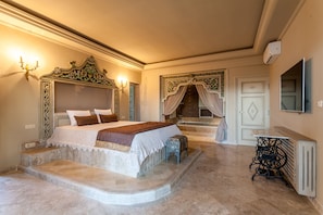Premium bedding, Select Comfort beds, minibar, in-room safe - Dar Ennassim (La Marsa)