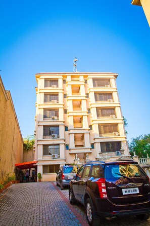 Exterior - Tim Grand Hotel (Mumbai)