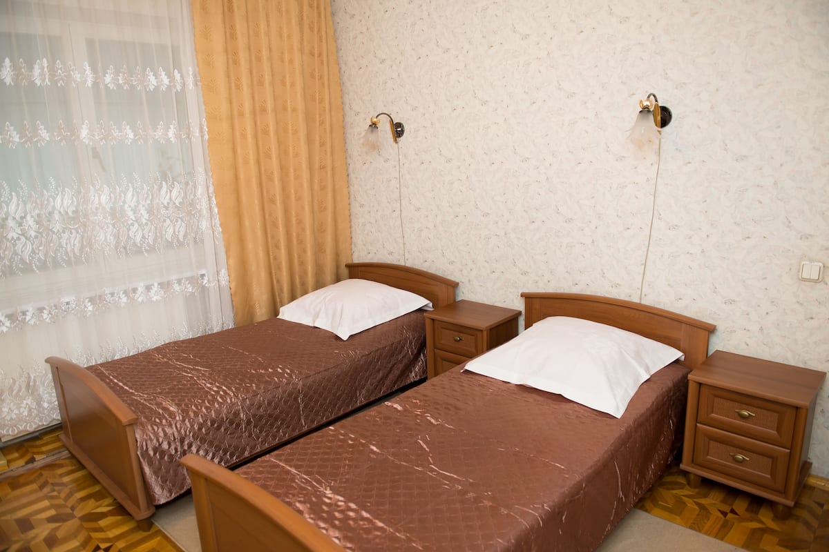 Deluxe Triple Room, Terrace | 1 bedroom, minibar, desk, WiFi (free)