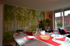 Family dining - pur NATUR & berlin ALEX 40min. (Steinhoefel)