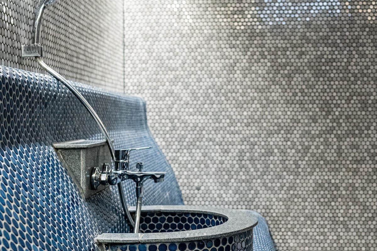 couples treatment room(s), body treatments, aromatherapy