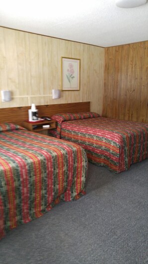 Standard Room, 2 Double Beds, Non Smoking