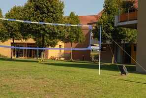 منطقة لعب الأطفال - خارجية