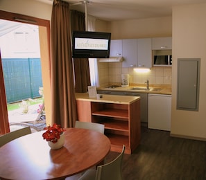 Fridge, microwave, stovetop, coffee/tea maker - Les' Loges du Ried (Marckolsheim)