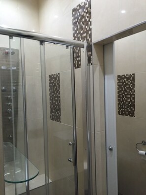 Apartment, 1 Bedroom | Bathroom shower - Center Warsaw Apartamenty Smolna (Warsaw)