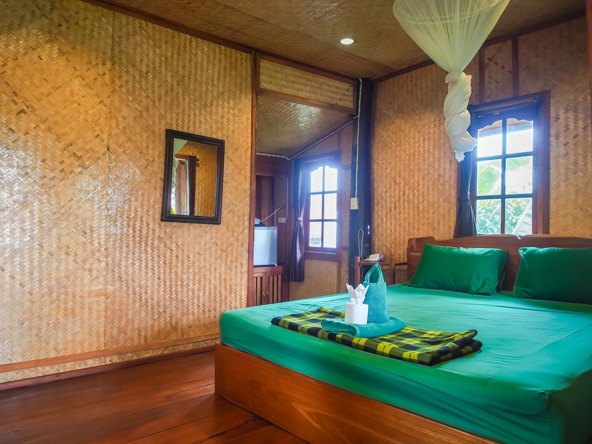 desk, blackout curtains, free wifi, bed sheets