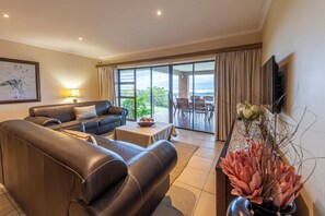 Keursee 89 | Vardagsrum | 40-tums platt-tv med satellitkanaler