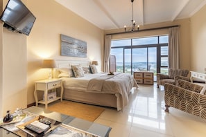 Keursee 2 | Premium bedding, memory foam beds, individually furnished