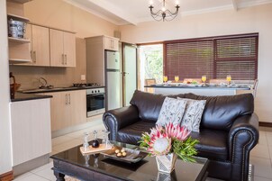 Keursee 2 | Private kitchen | Full-size fridge, microwave, stovetop, coffee/tea maker