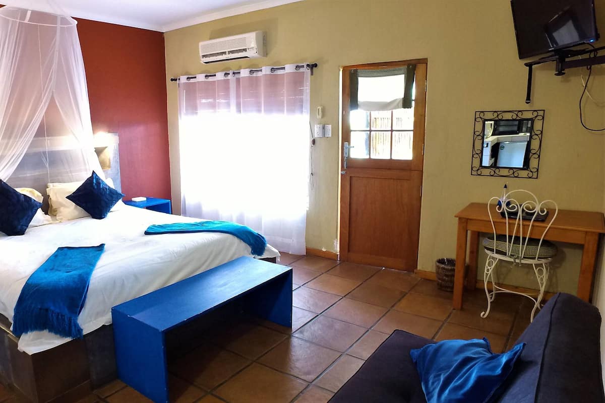 Standard Room, Kitchenette