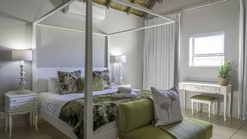 Honeymoon Single Room, 1 Double Bed, Mountainside | Hypo-allergenic bedding