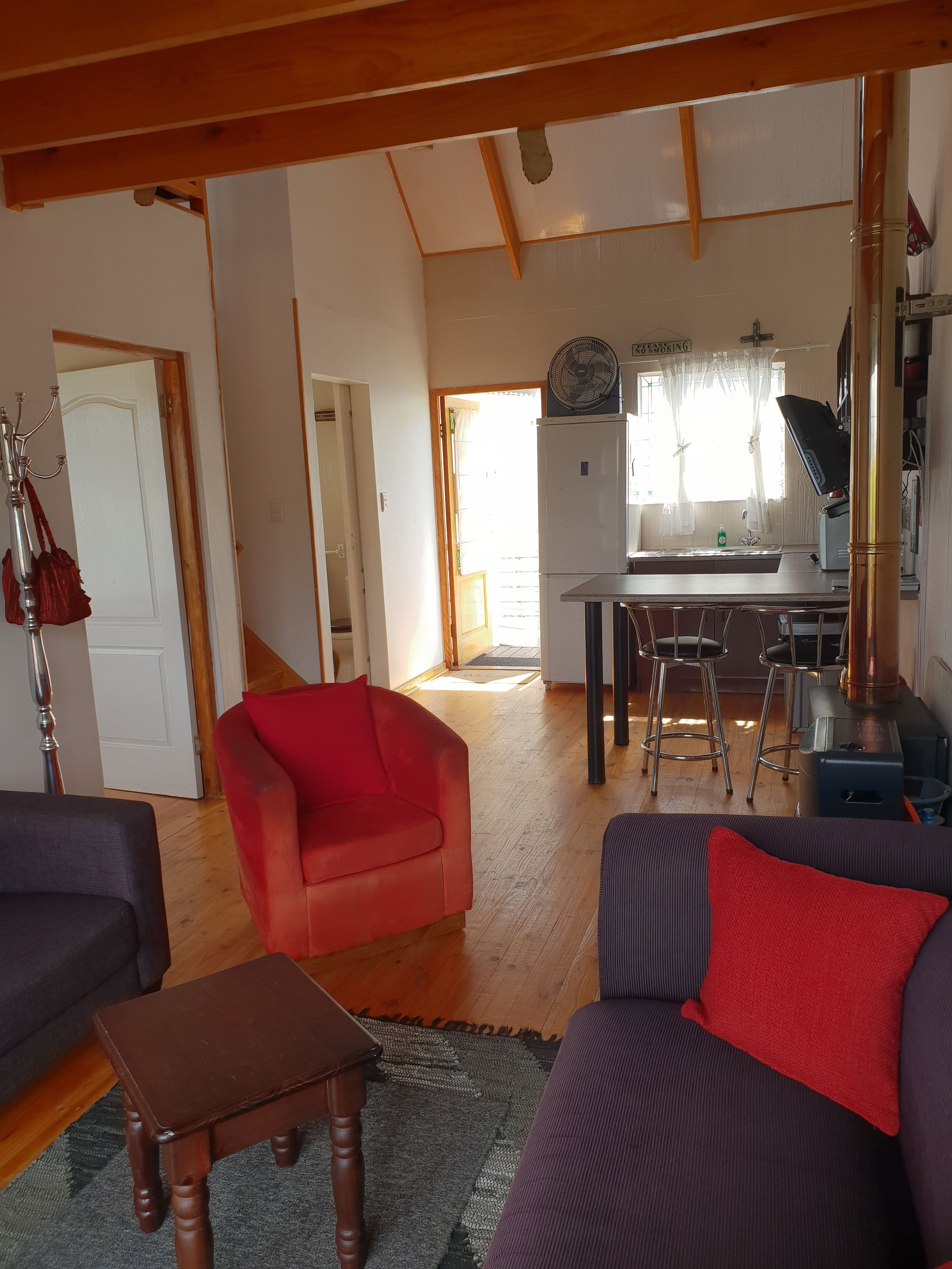 schemeselfcatering units - sleep 4  | living area | 32-inch tv with satellite channels