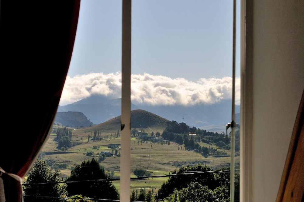 Knock Out View Clarens