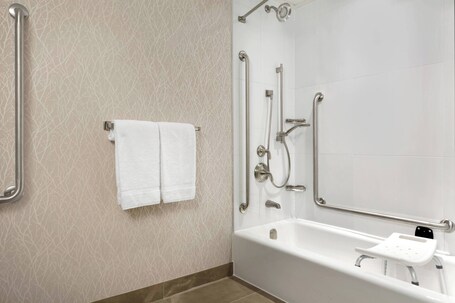 Courtyard by Marriott Toronto Mississauga West - Image 23