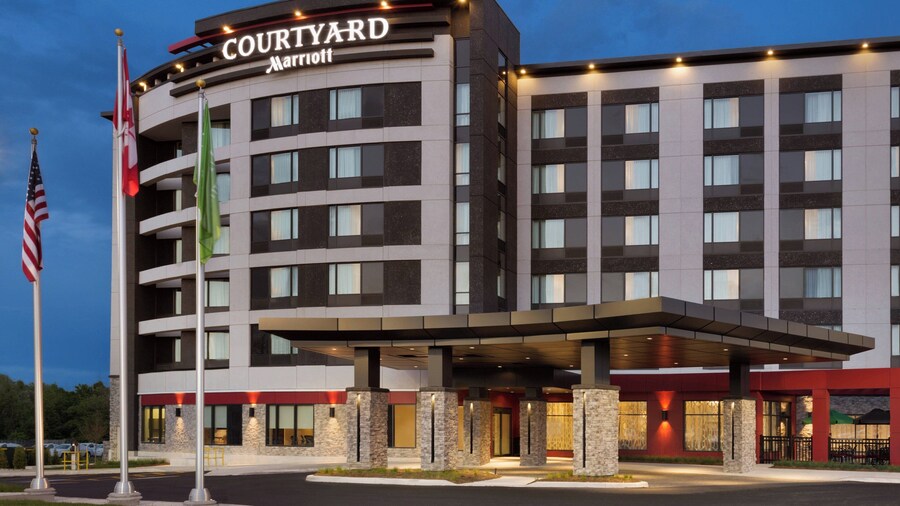 Courtyard by Marriott Toronto Mississauga/West