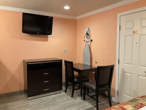 Standard Room, 2 Double Beds | Desk, iron/ironing board, free WiFi, wheelchair access - Budget Motel (Mountain View)