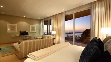 Honeymoon Suite | 5 bedrooms, premium bedding, in-room safe, free WiFi