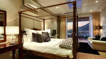 5 quartos, roupas de cama premium, cofres nos quartos, Wi-Fi de cortesia