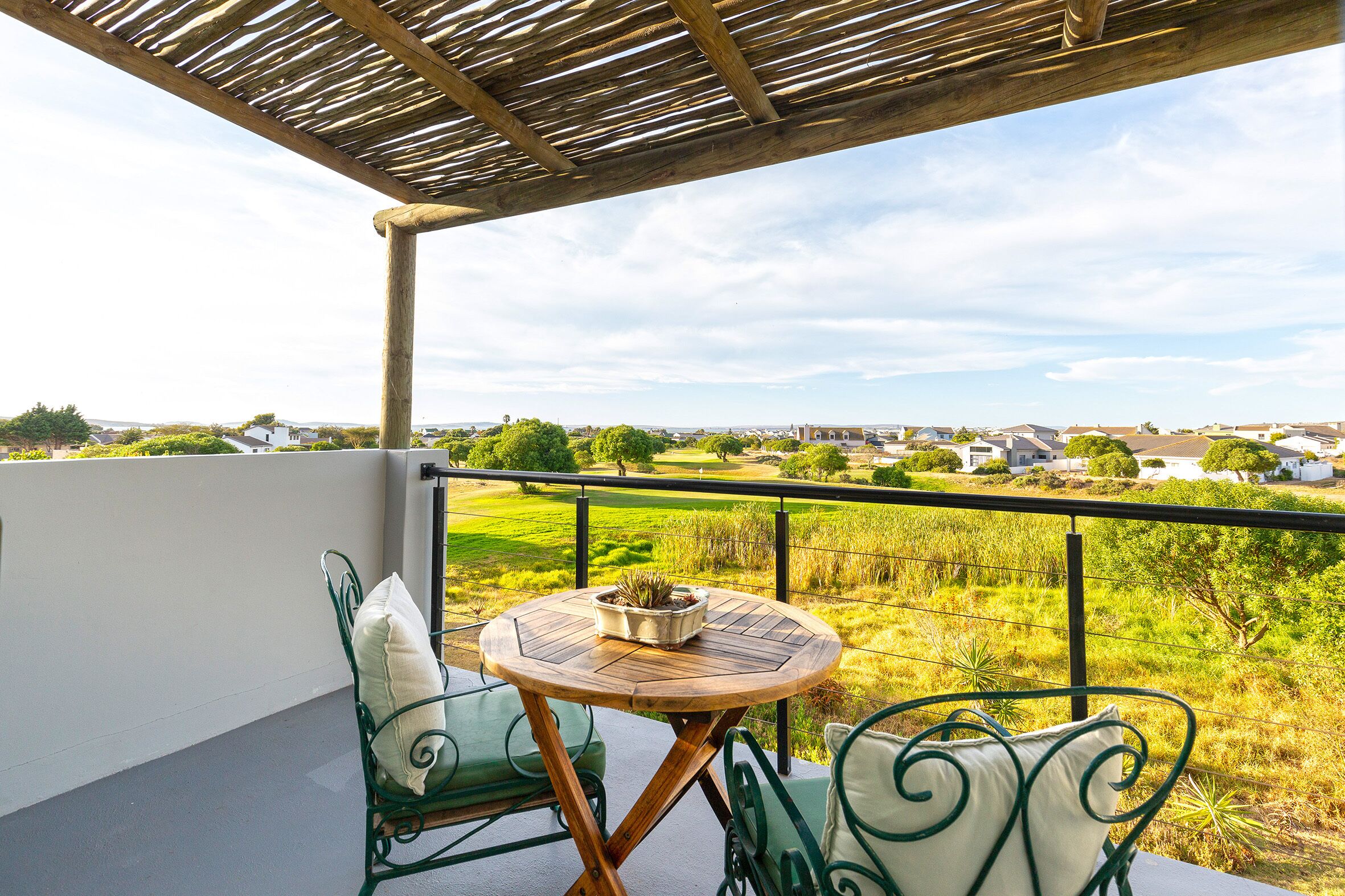 럭셔리 더블룸 또는 트윈룸, 킹사이즈침대 1개, 발코니, 부분 바다 전망 | 테라스/파티오