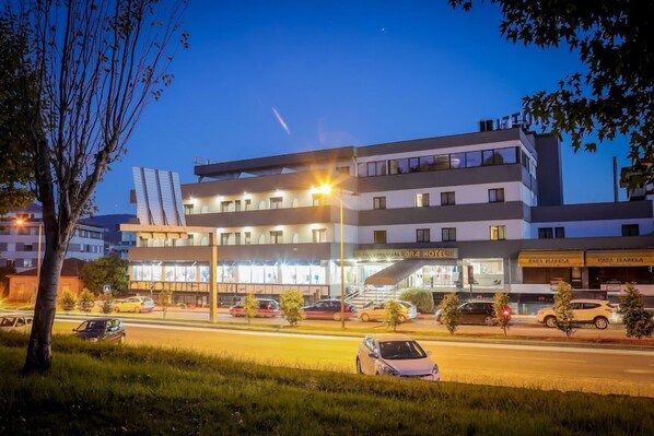 Exterior - Lara Hotel (Valenca)
