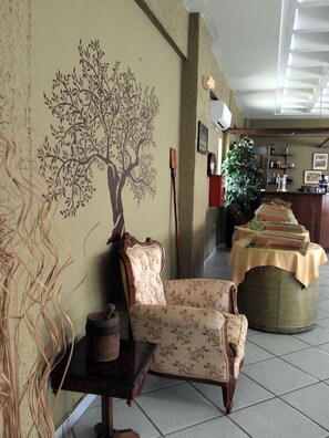 Interior - Kleopatra Traditional Hotel Apartments (West Mani)