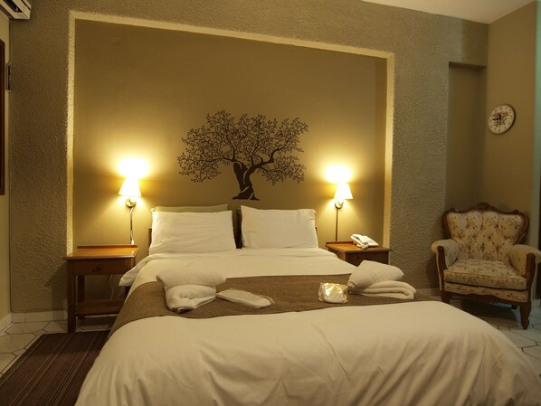 Superior Studio, Garden View | In-room safe, free WiFi - Kleopatra Traditional Hotel Apartments (West Mani)