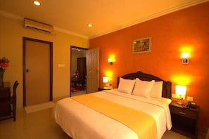 Unclassified image, 2 of 13, button - Hotel Mint Flower (Sulthan Bathery)