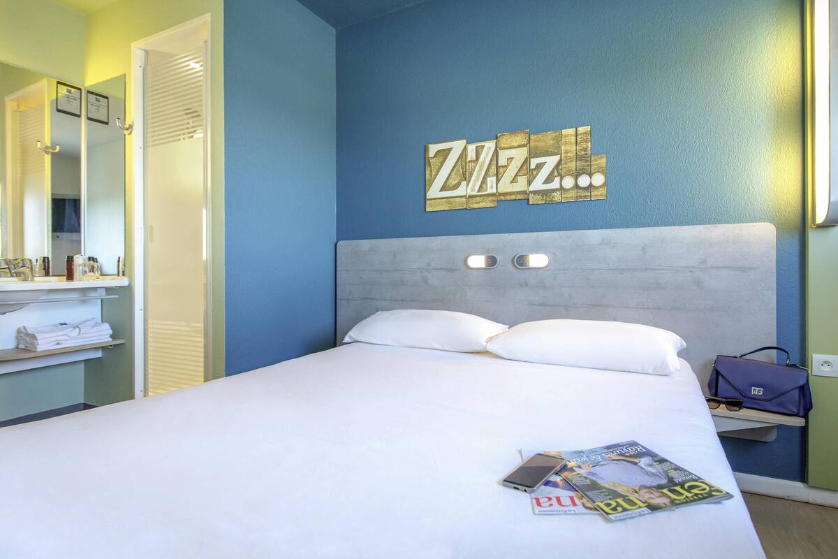 Doppelzimmer | Zimmersafe, schallisolierte Zimmer, kostenlose Babybetten