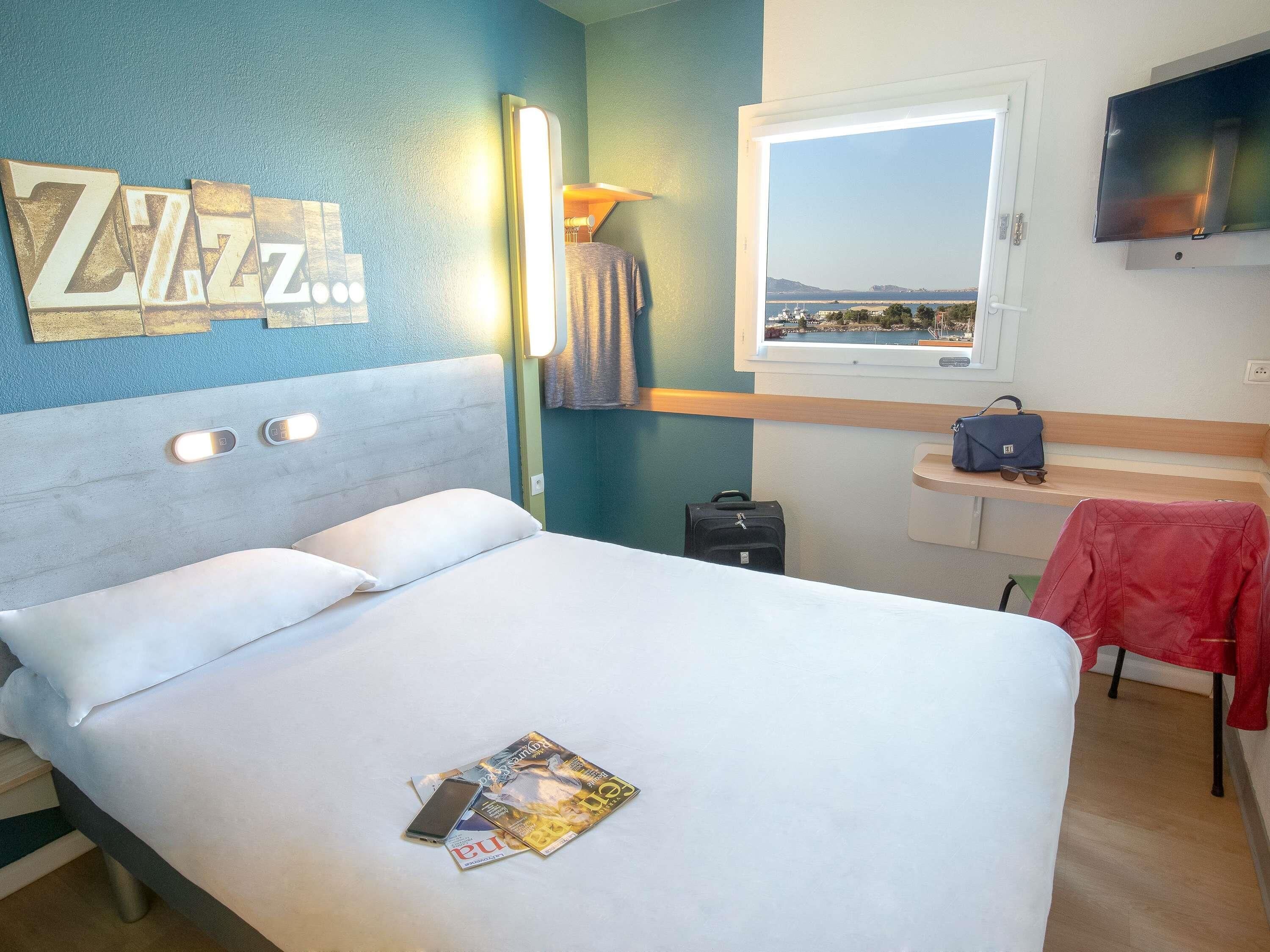 Double Room | In-room safe, soundproofing, free cribs/infant beds, free WiFi