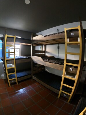 Free WiFi - World Hostel (Florianópolis)