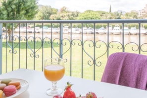 Balcony - Pierre Vacances Les Rives de Cannes Mandelieu (Mandelieu-La-Napoule)