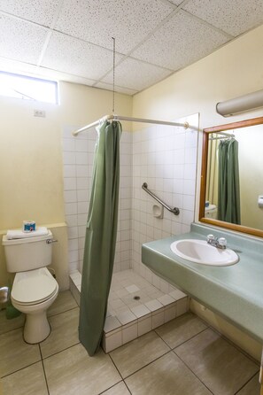 Shower, free toiletries, hair dryer, towels