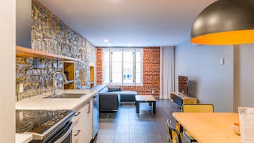 Luxury Apartment, 1 Bedroom (P103) | Private kitchen | Full-sized fridge, microwave, oven, stovetop