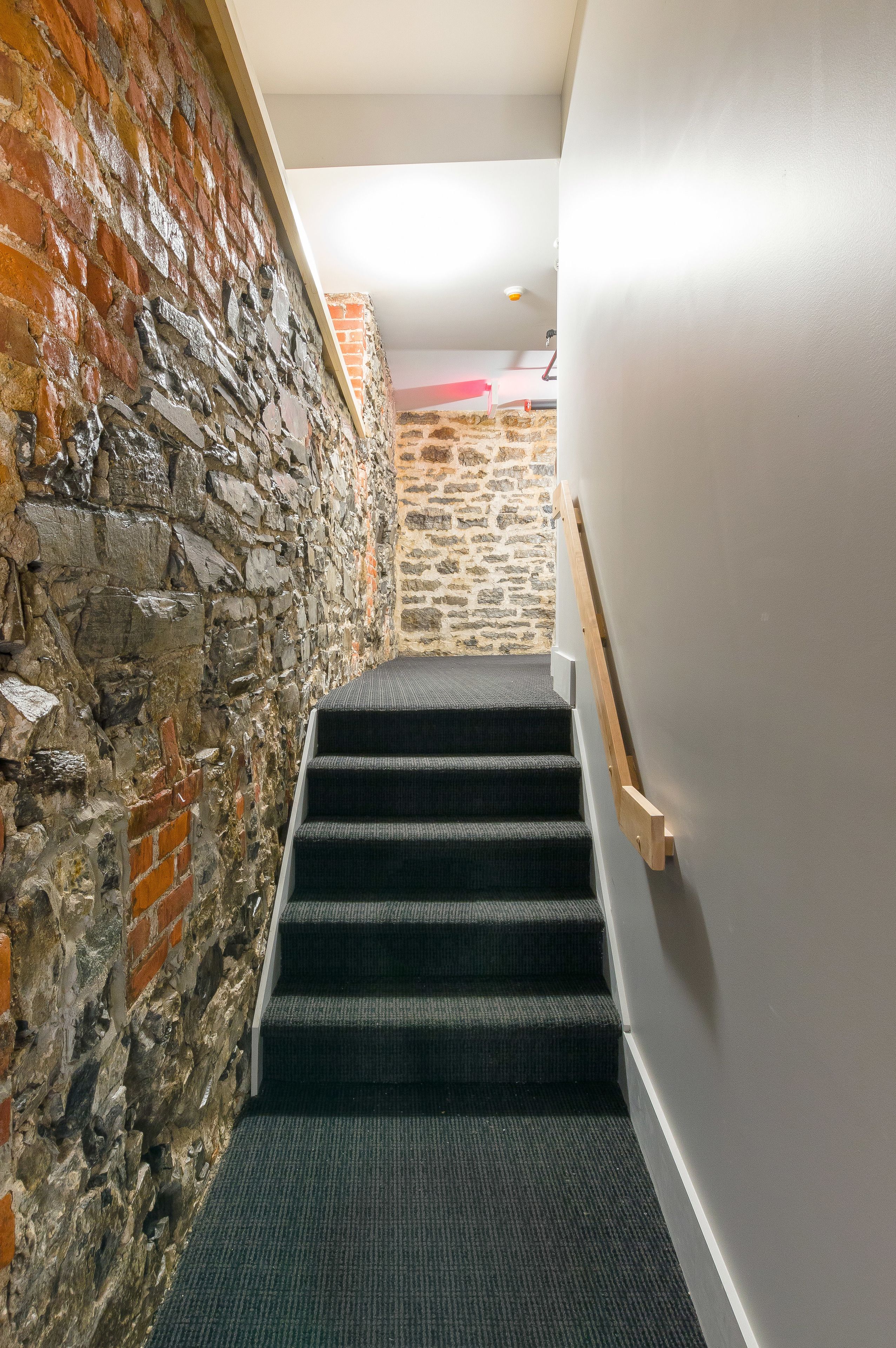 Pintu masuk interior