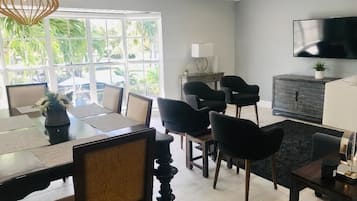 Luxury Apartment, 2 Bedrooms, 2 Bathrooms | View from room