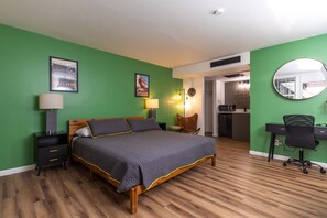 Premium-Doppelzimmer, 1 King-Bett, Nichtraucher, Kühlschrank und Mikrowelle