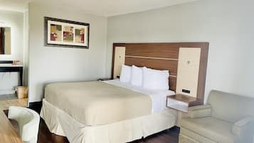 Standard Room, 1 King Bed