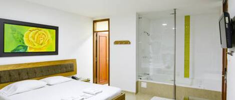 Superior Room | Minibar, free WiFi