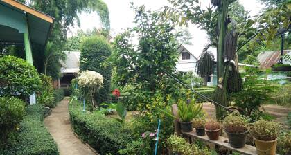 Mr Jan Guest House