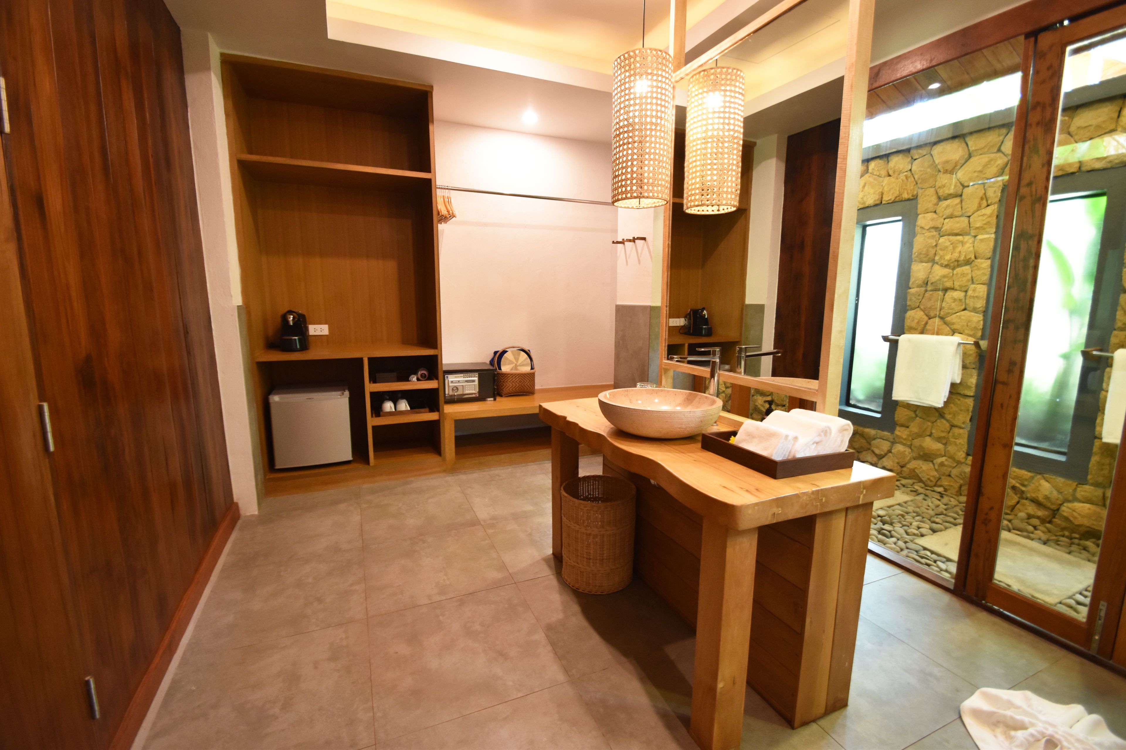 deluxe villa, pool view | bathroom | free toiletries, hair dryer, slippers, towels