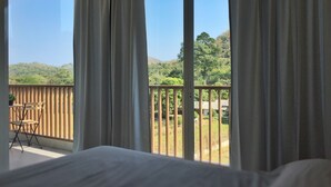 Apartment 1 Bedroom with Mountain View | 1 habitación, minibar, camas extra y muebles diferentes 