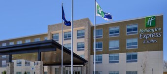 Holiday Inn Express & Suites Southgate - Detroit Area by IHG