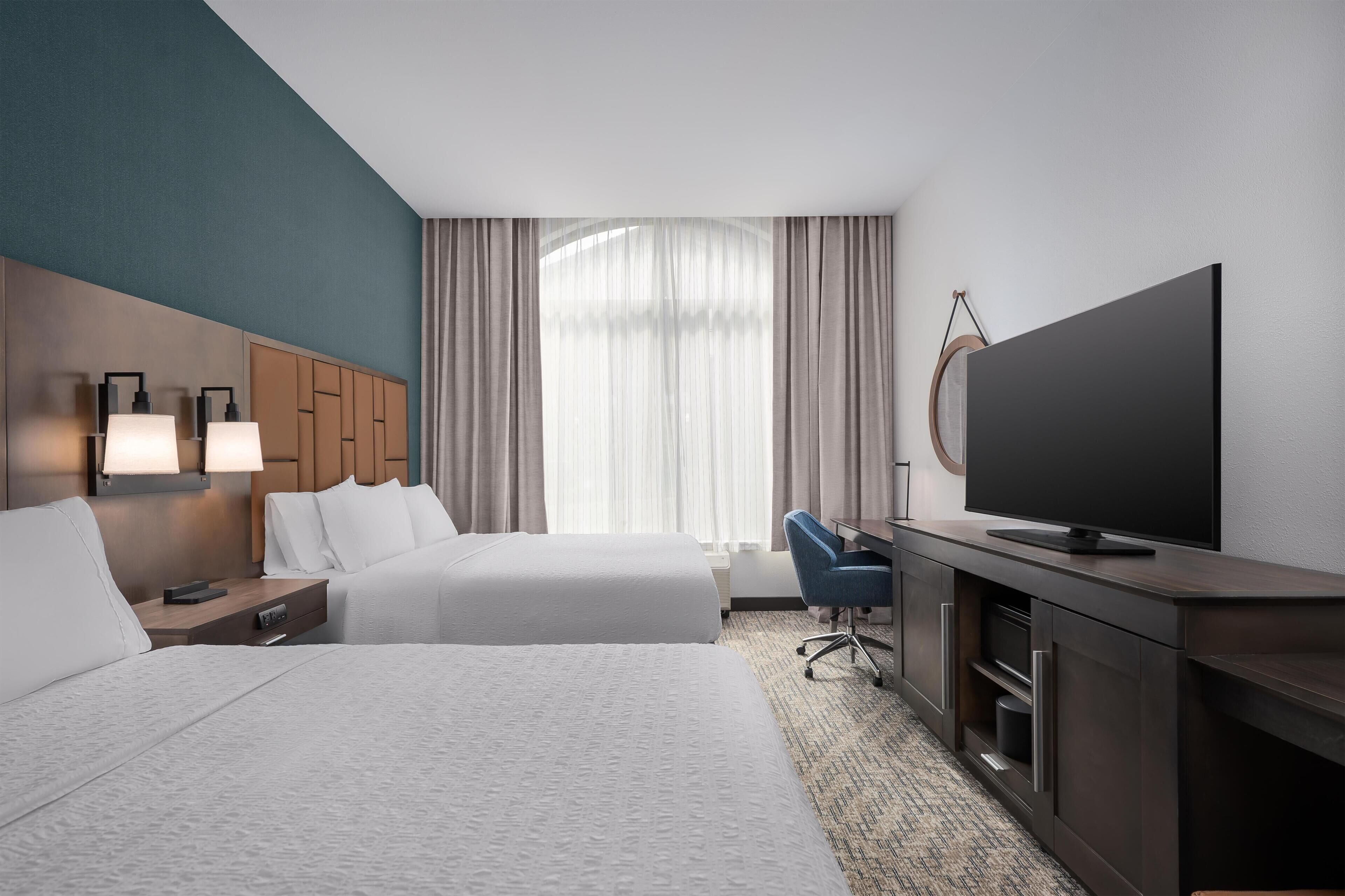 In-room safe, desk, laptop workspace, cots/infant beds
