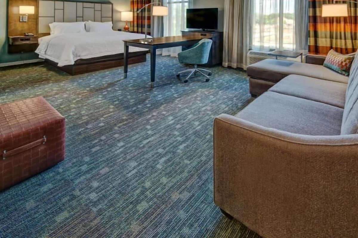 In-room safe, desk, laptop workspace, cots/infant beds