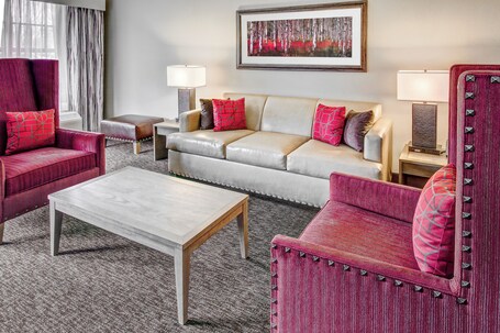 Black Fox Lodge Pigeon Forge, Tapestry Collection by Hilton - Image 39