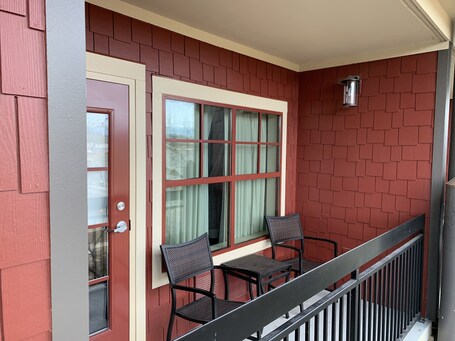 Black Fox Lodge Pigeon Forge, Tapestry Collection by Hilton - Image 18