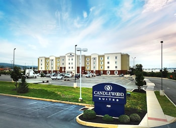 Candlewood Suites York by IHG