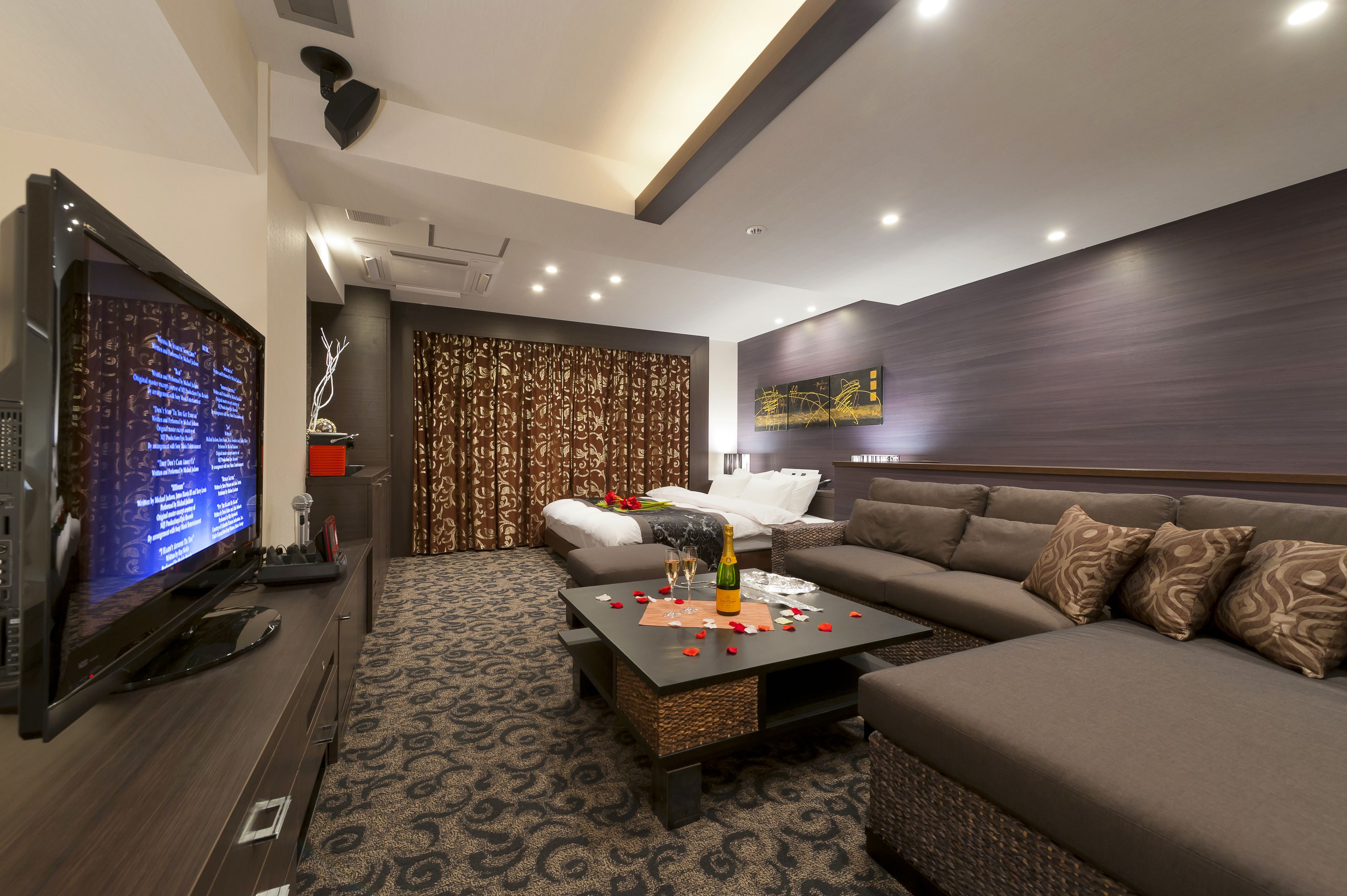 maisonette grand suite | living area