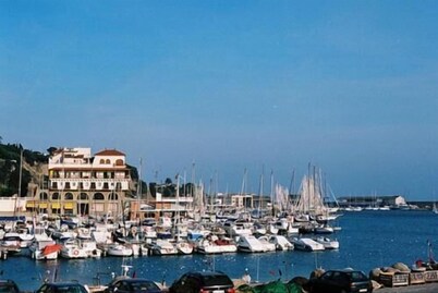 Hostal Portofino