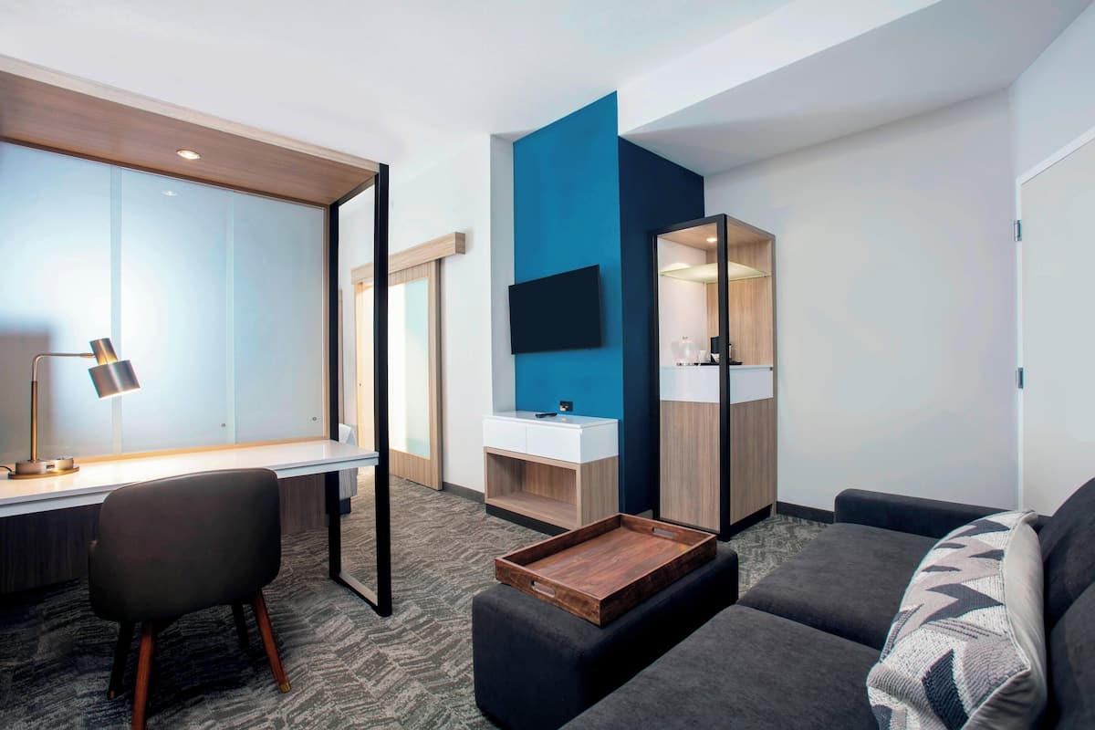 32-inch smart tv with satellite channels, tv, netflix